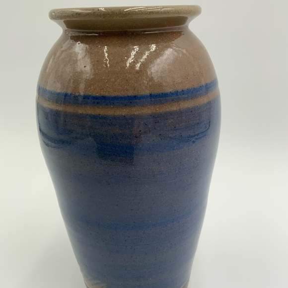 Handmade Pottery Vase Made In Seychelles East Africa Inspired By Nature 9” Tall - Picture 4 of 9
